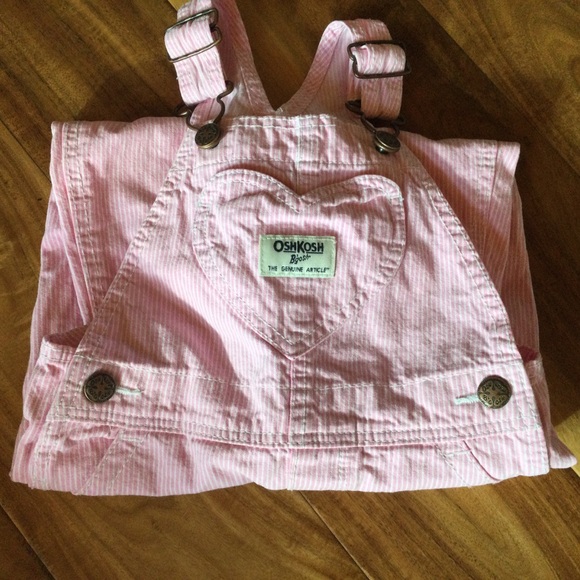 ✔️ Oshkosh Bibs Size 18 Months - Picture 1 of 9